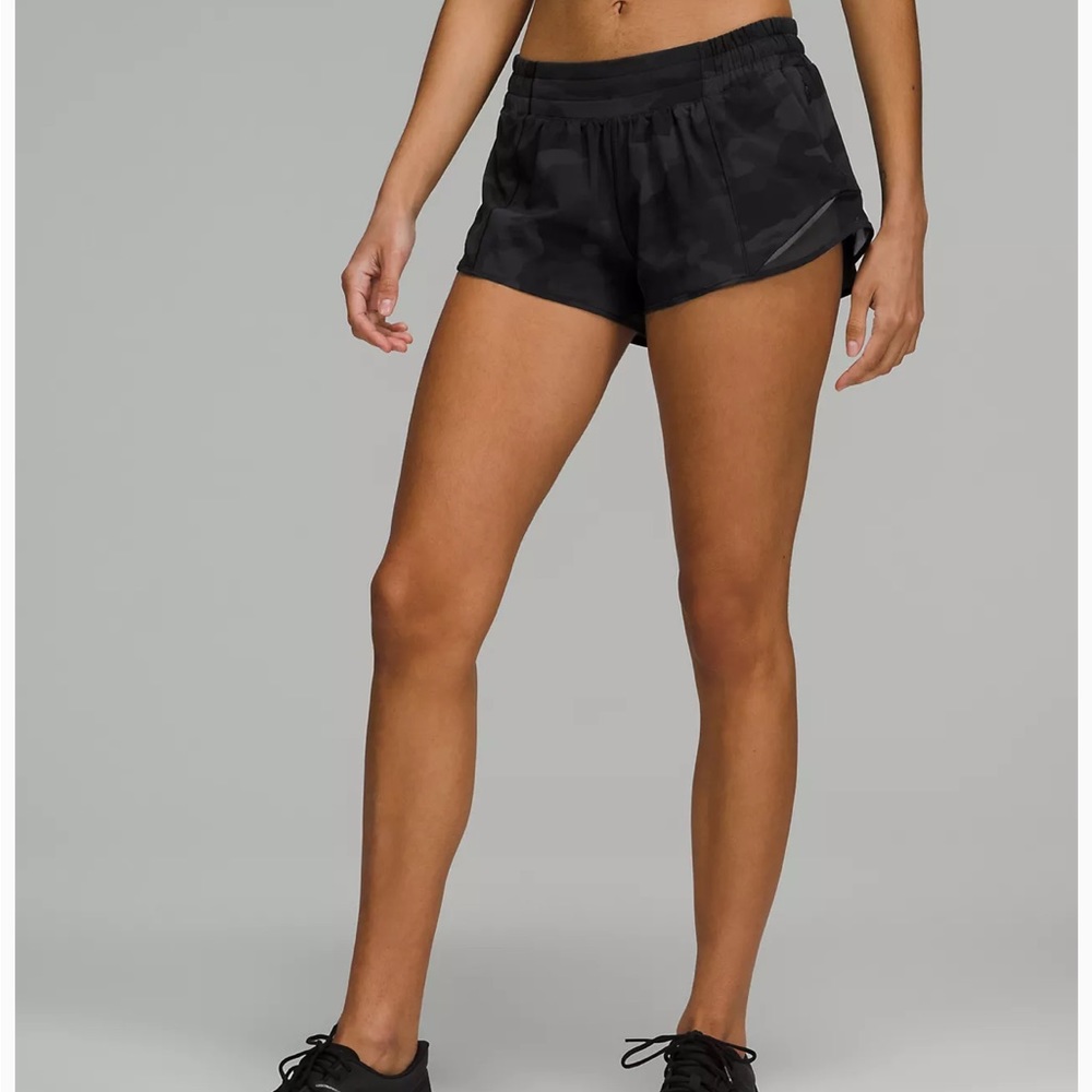 Lululemon Hotty Hot shorts